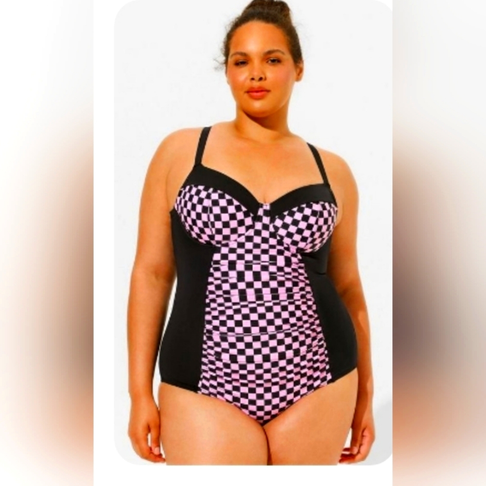 NWT, TORRID SIZE 1 CUP SIZE D/DD Checkered Pink and Black One-Piece Swimsuit
